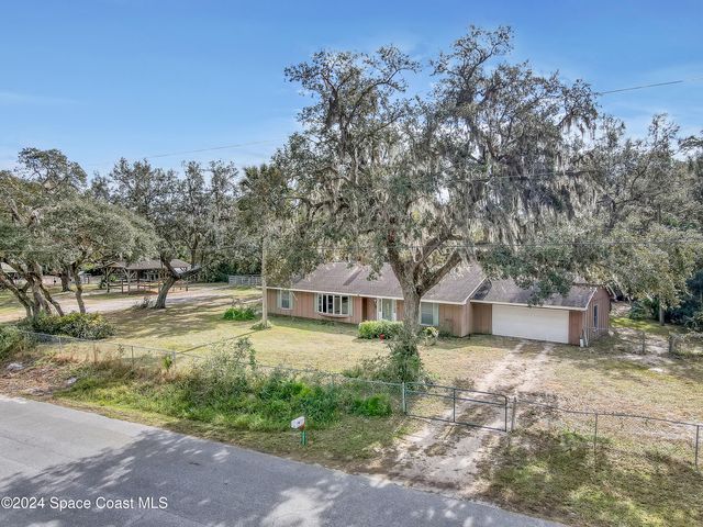 $490,000 | 4855 Gandy Road | Indian River Park