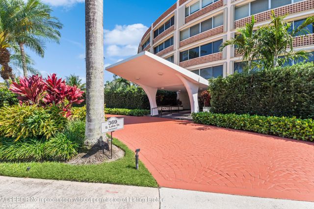 $2,175,000 | 369 South Lake Drive, Unit 2B | Casa del Lago