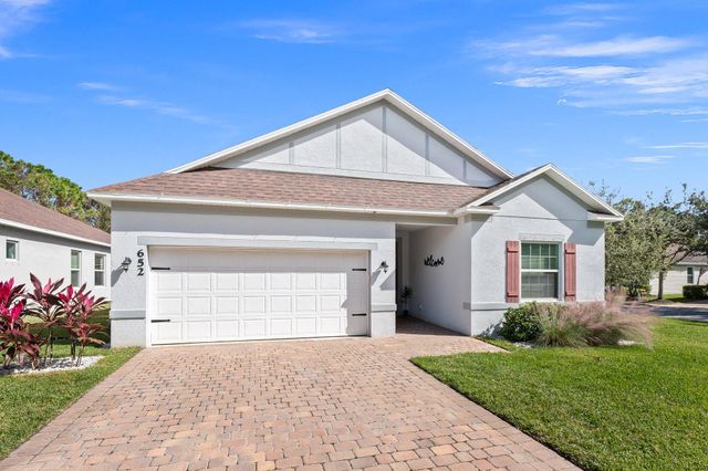 $390,000 | 652 Northeast Moss Rose Place | St. Lucie North