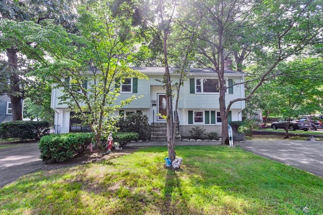 $789,800 | 31 Leominster Road | The Manor