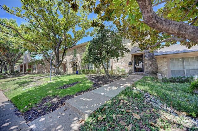 $2,900 | 10733 Sandpiper Lane, Unit 19 | North Dallas