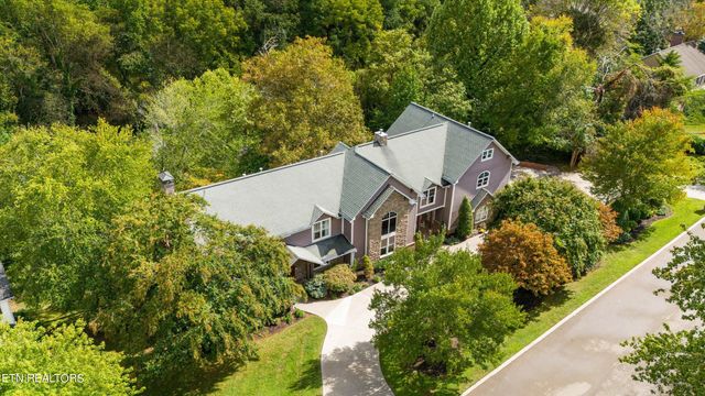 $1,750,000 | 720 Oxford Hills Drive | Maryville