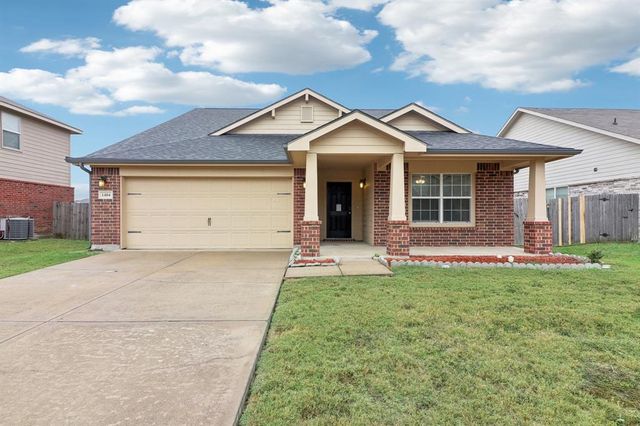 $399,900 | 1404 Yosemite Drive | Southeast Arlington