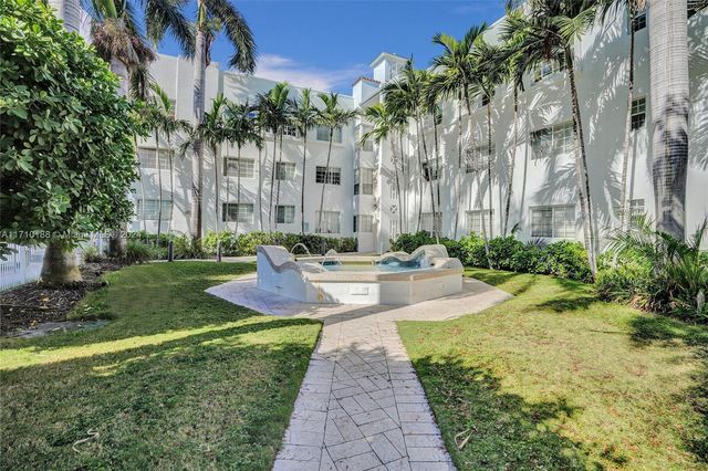 $293,600 | 1300 Pennsylvania Avenue, Unit 305 | Flamingo-Lummus