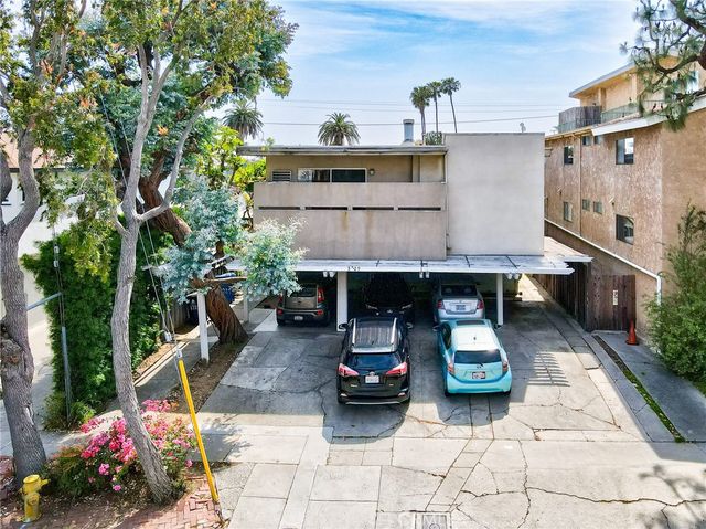 $2,195,000 | 3729 Glendon Avenue | Palms