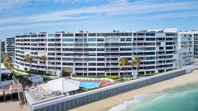 $650,000 | 3590 South Ocean Boulevard, Unit 107 | South Palm Beach