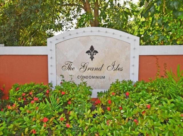 $265,000 | 4183 Haverhill Road, Unit 710 | West Palm Beach