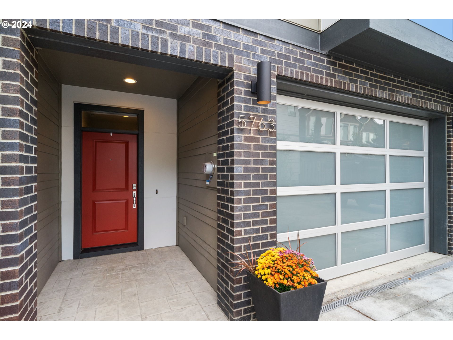 a view of outdoor space and front door