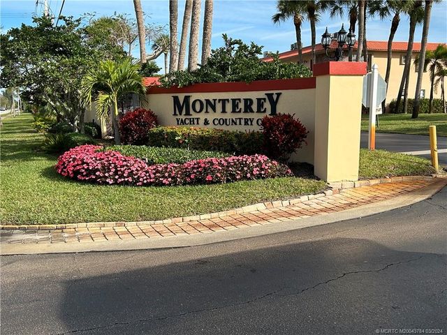 $145,900 | 1971 Southwest Palm City Road, Unit J 36 | Poppleton West