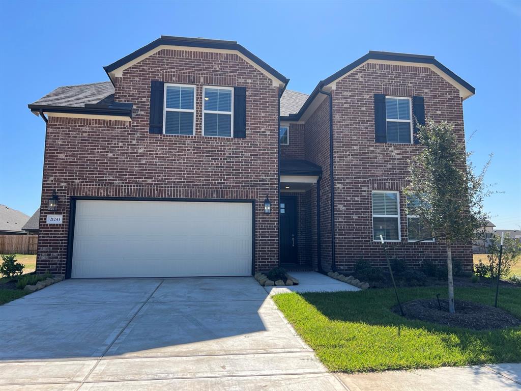 Gorgeous Tuscaloosa home design in elevation SA built by K. Hovnanian Homes in the master planned community of Marvida.