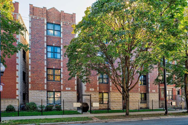 $2,500 | 2335 West Harrison Street, Unit 3 | Tri-Taylor