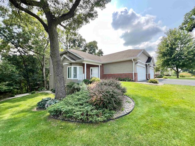 $445,000 | 2909 Timber Lane | Janesville