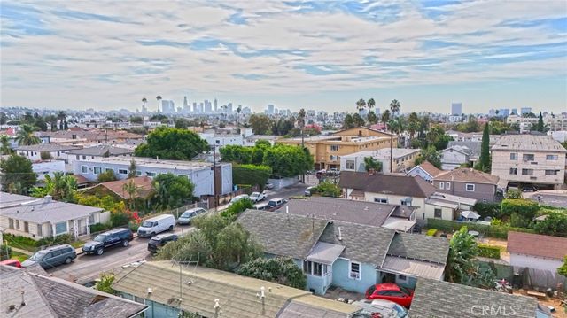 $1,140,000 | 1265 North Harvard Boulevard | Hollywood