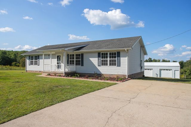 $305,000 | 443 Collins Road