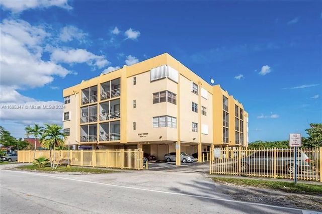 $1,900 | 6831 West 14th Court, Unit 407 | Hialeah