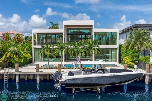 $7,500,000 | 432 Coconut Isle Drive | Las Olas Isles