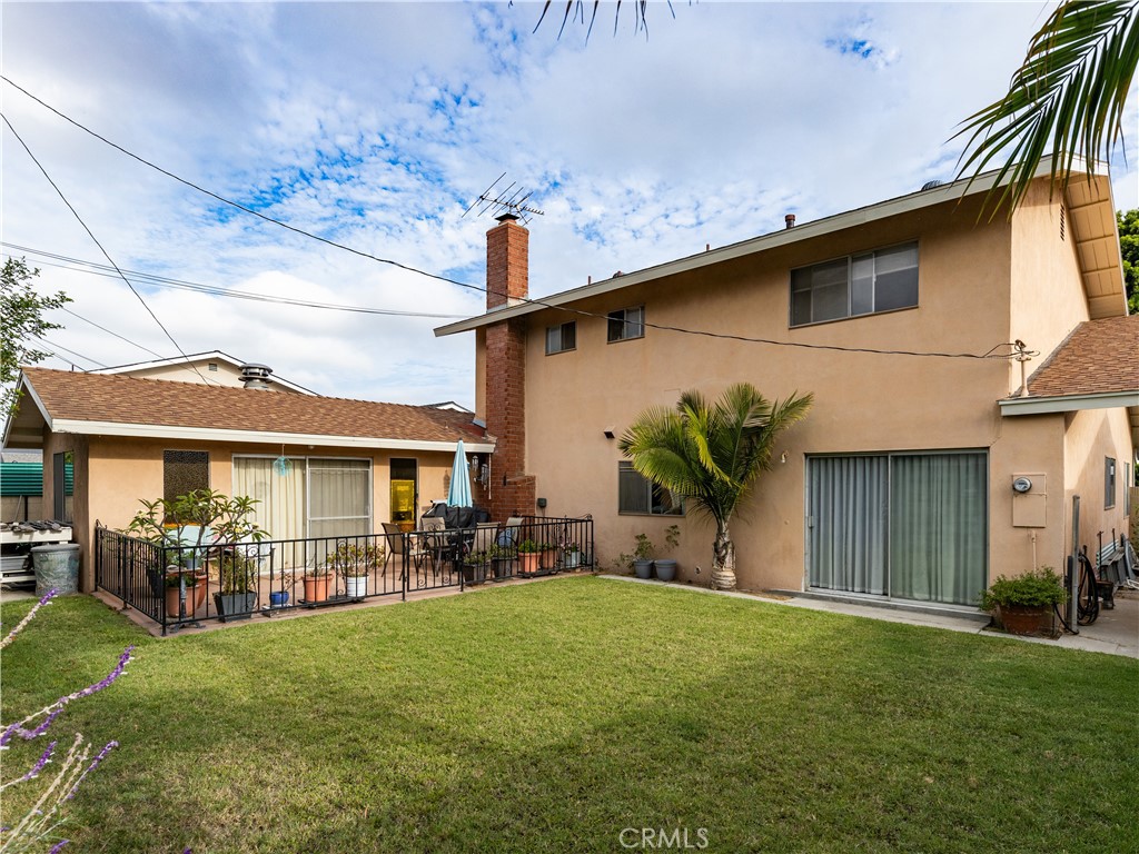 5242 Yale Avenue Westminster CA 92683 Compass