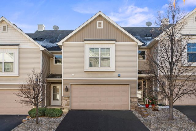 $300,000 | 585 Stonewood Way | Burnsville