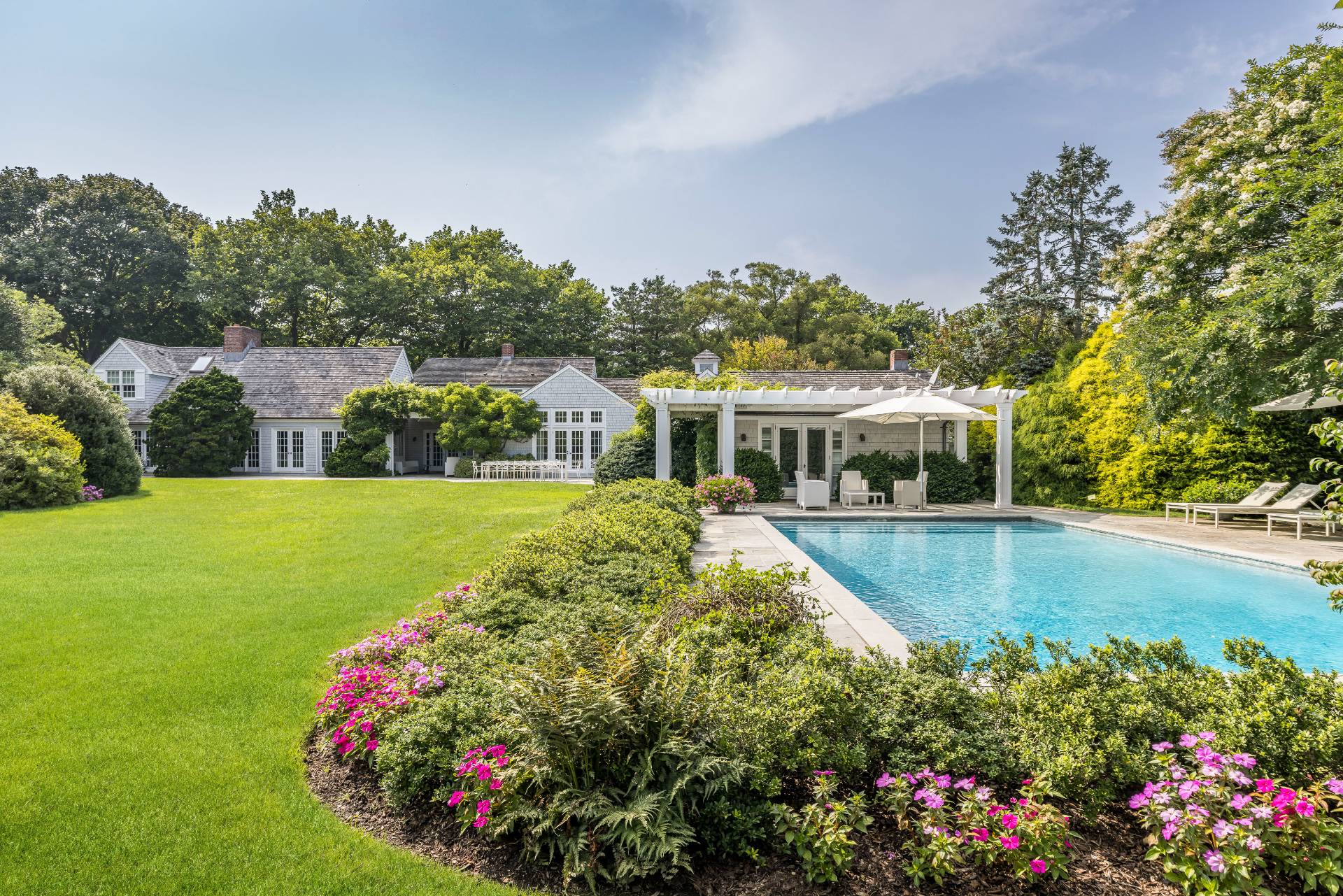 a view of a house with a garden