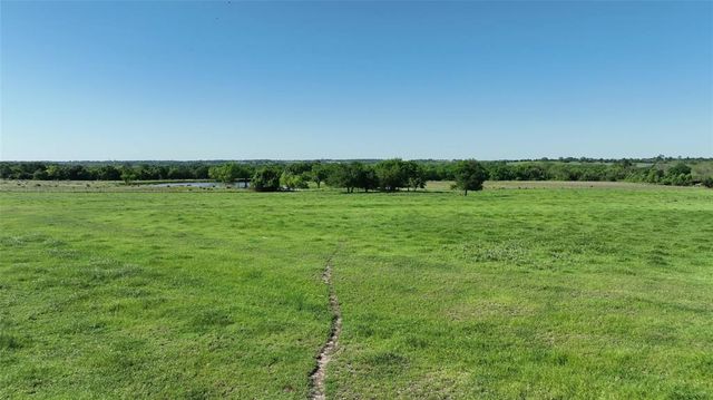 $1,950,000 | 7320 Farm To Market Road 2621