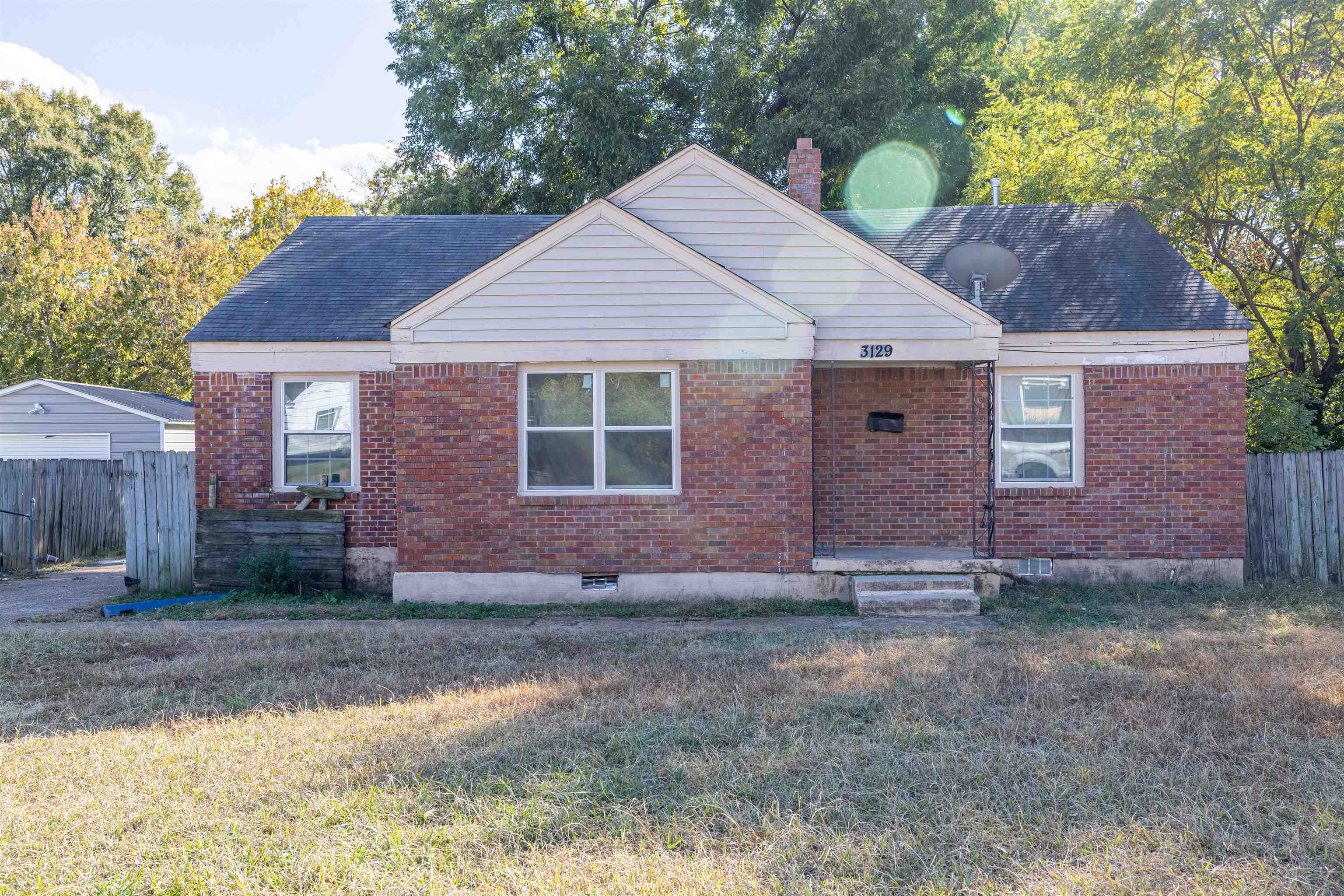 3129 Beaumont Avenue Memphis TN 38114 Compass