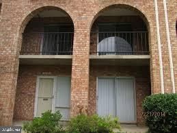 $224,500 | 2613 Wagon Drive, Unit 350 | Huntington Club Condominiums