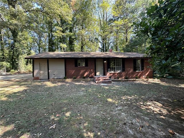 $249,900 | 6852 Old Beulah Road | Lithia Springs