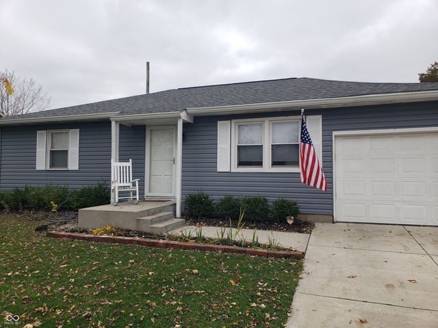 $225,000 | 1905 Manor Drive | Prairie Heights