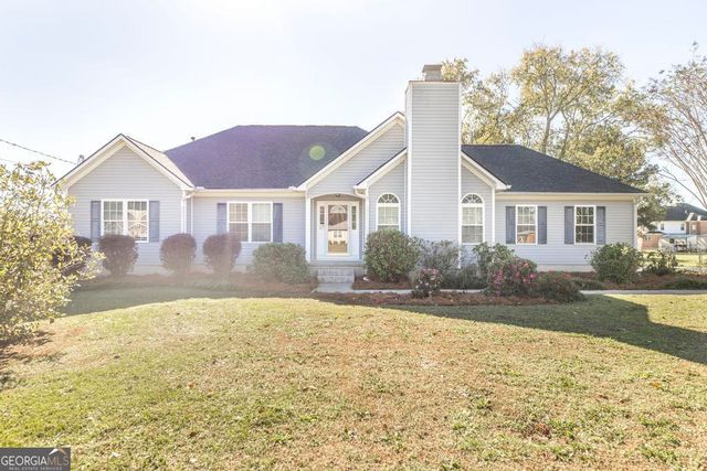 $258,000 | 189 Stonefield Circle | Macon-Bibb County