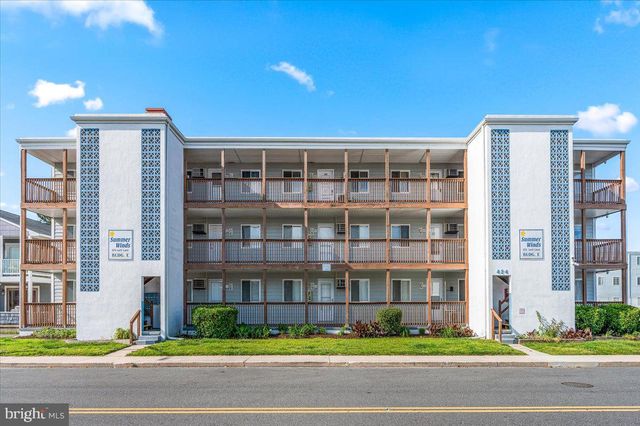 $273,900 | 424 Lark Lane, Unit E303 | Ocean City