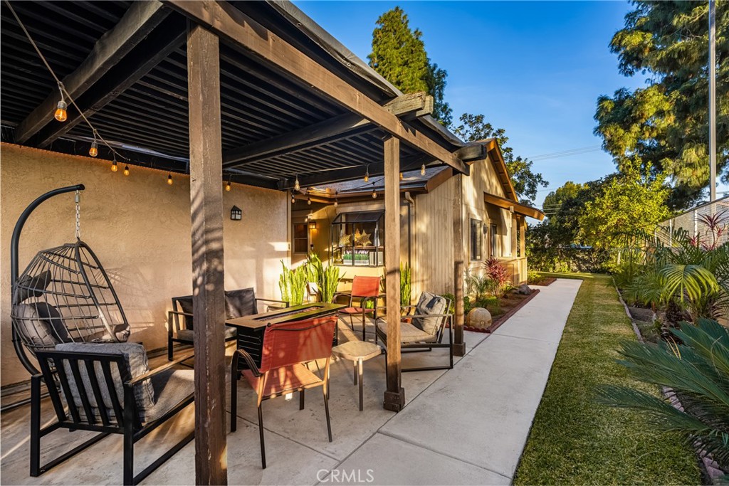 a view of a patio