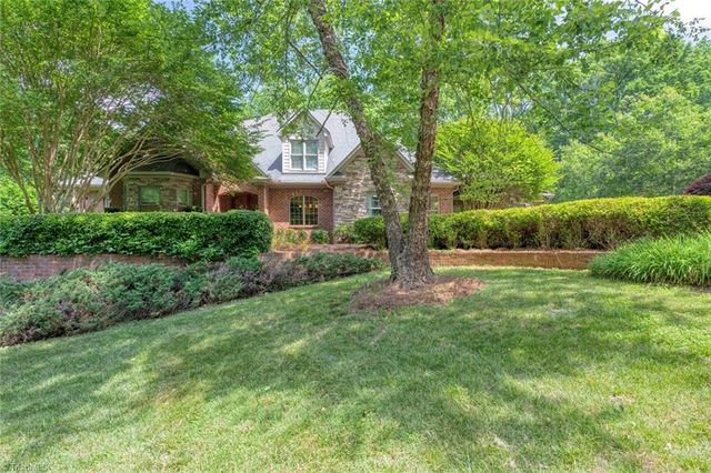 $983,500 | 3805 Philpark Drive | West Suburban Winston-Salem