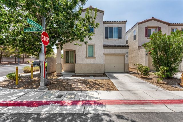 $1,795 | 1341 Oak Village Avenue | Silverado Ranch