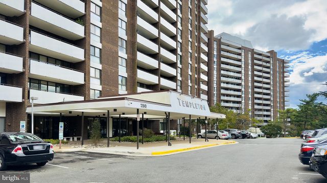 $359,900 | 250 South Reynolds Street, Unit 1410 | Landmark-Van Dorn