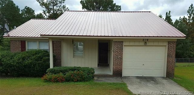 $1,395 | 210 Eppingdale Drive | Pine Forest