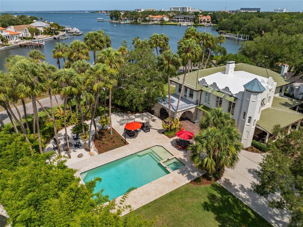 an aerial view of a house having yard