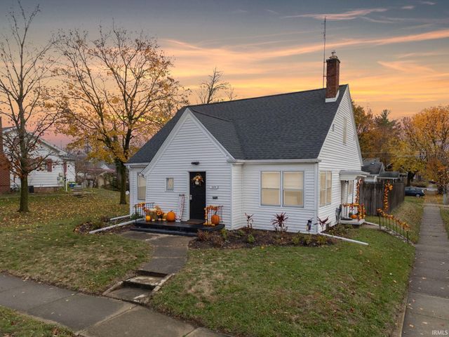 $209,900 | 4429 South Wayne Avenue | Southwest Fort Wayne