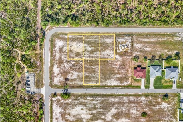 $279,900 | 4410 Northwest 40th Lane | Cape Coral