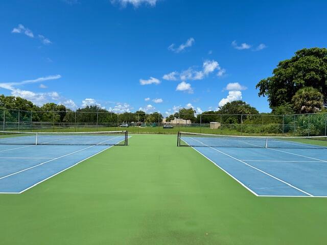 a view of a tennis court