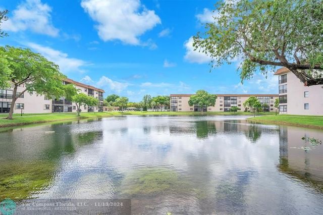 $218,000 | 4930 East Sabal Palm Boulevard, Unit 414 | Tamarac