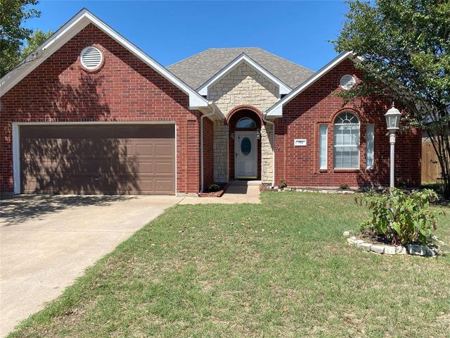 $255,000 | 713 Remington Drive | Cleburne