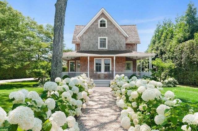 $7,995,000 | 6 Wainscott Main Street | Wainscott South