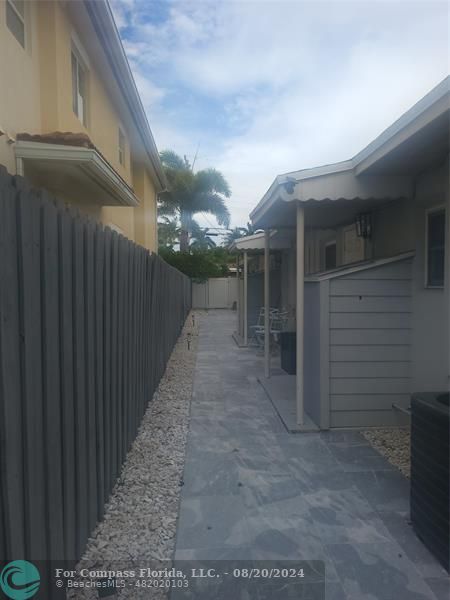 a view of a back yard of the house