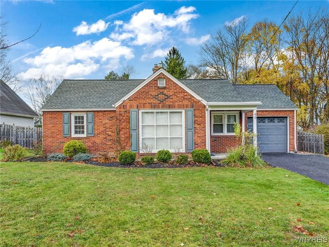 $299,900 | 48 Park Place | Orchard Park Village