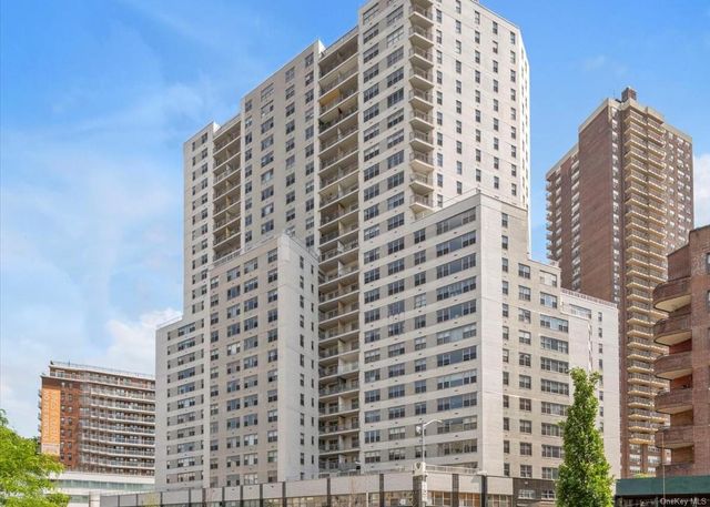 $2,500 | 125-10 Queens Boulevard, Unit 1902 | Kew Gardens