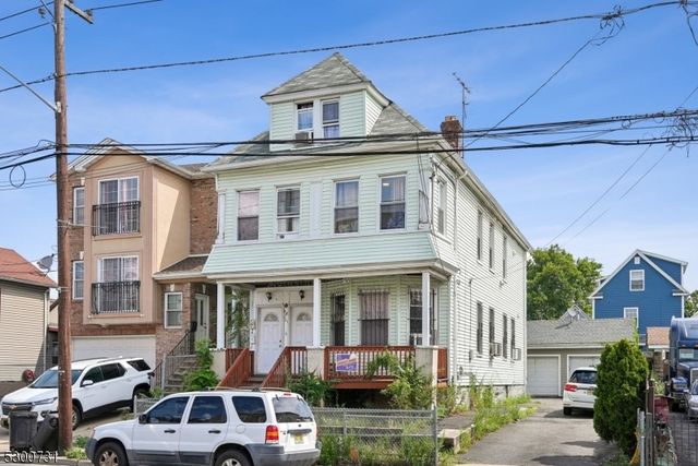 $750,000 | 625 South Park Street | The Point