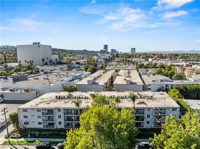 $435,000 | 4501 Cedros Avenue, Unit 210 | Sherman Oaks