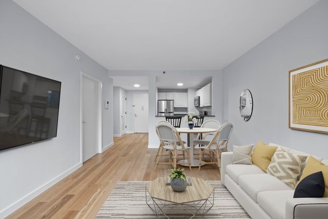 $4,060 | 520 West 48th Street, Unit 6G | Hell's Kitchen