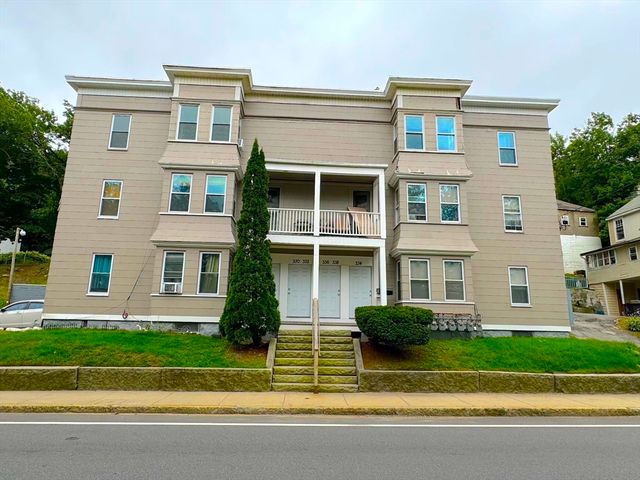 $2,100 | 332 Kimball Street, Unit 3 | Rollstone Hill