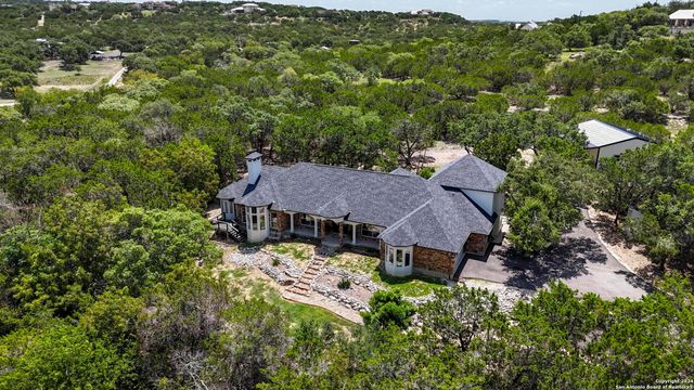 $1,000,000 | 401 Pleasant Valley Drive